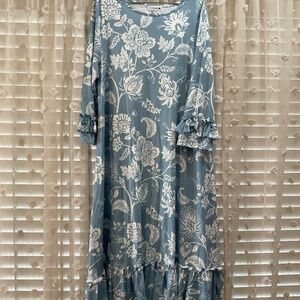 ‘NUGGLES Medium Midi Dress